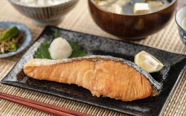 ダイエット中の外食の選び方をパーソナルジムXingfuが教えます！